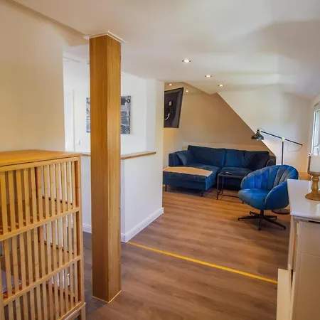 Wolke 7 - Mond Greetsiel